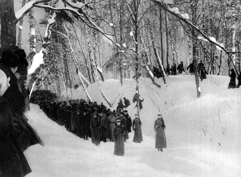 Ленина везут из Горок в Москву