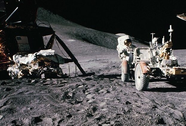 НАСА планирует вновь отправить людей на Луну