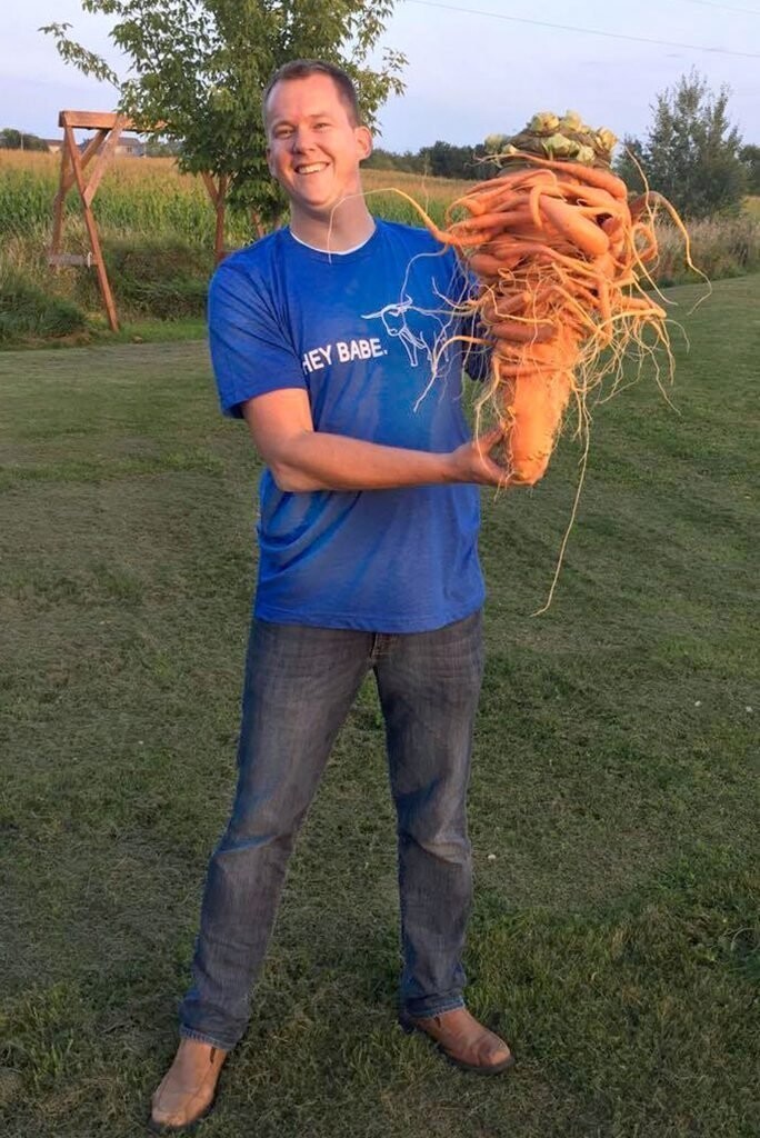  Морковь Криса Кэлли весит 10,16 кг