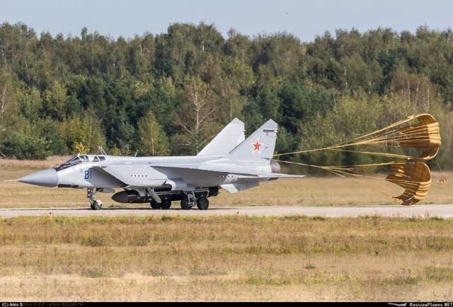 Сверхскоростной МиГ-31 станет убийцей спутников