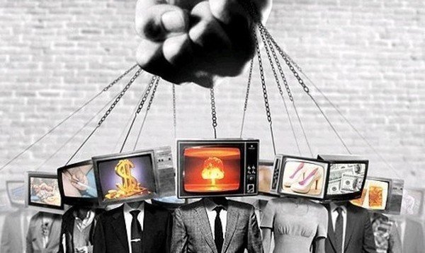 Ноам Хомский: 10 способов управления массами: Пропаганда, которую не всегда легко распознать