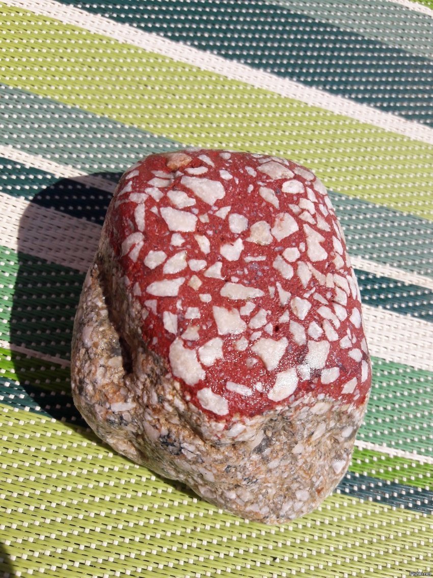 Камень колбаса