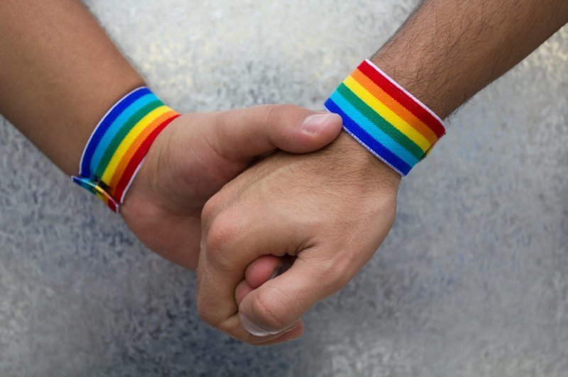 За оскорбление чувств геев и трансгендеров  в Швейцарии теперь будут сажать