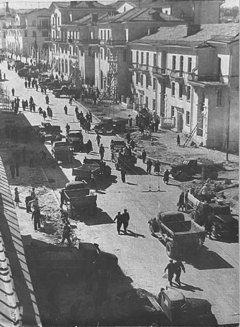 Восстановление разрушенного войной Севастополя, улица Большая Морская, 1950–е годы, СССР