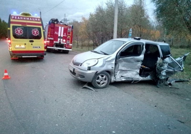 Авария дня. В Омске пострадали новорожденные дети