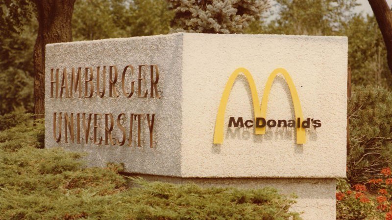 В Москве откроют «Университет гамбургерологии»