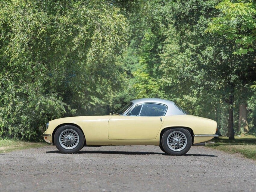 Автомобиль в Лондоне в 1960