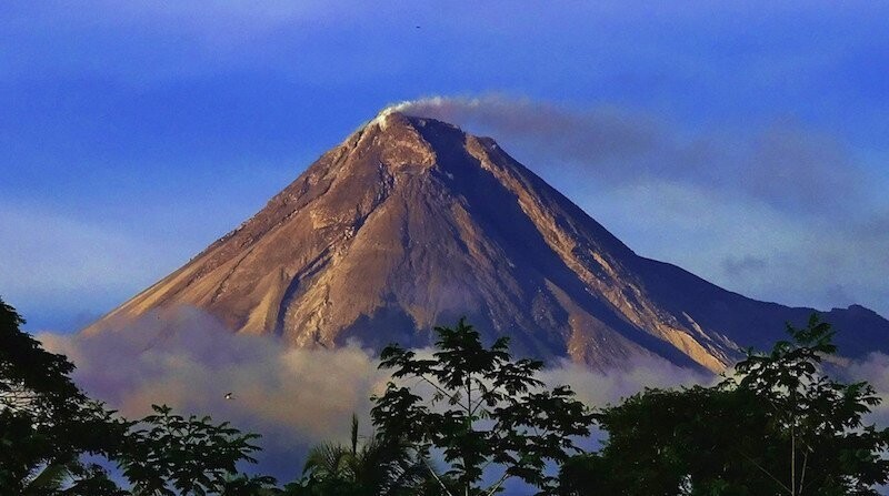 Вулкан Мерапи Индонезия