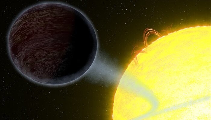 7. WASP-12 b - экзопланета, поглощаемая своей звездой