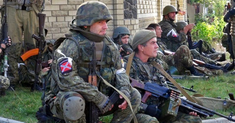На Украине ветеранов «АТО» поздравили клипом с ополченцами и пленными солдатами ВСУ