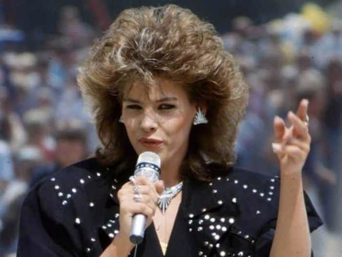 Легенды 1980-х: Куда пропала знаменитая «Королева диско» Си Си Кетч