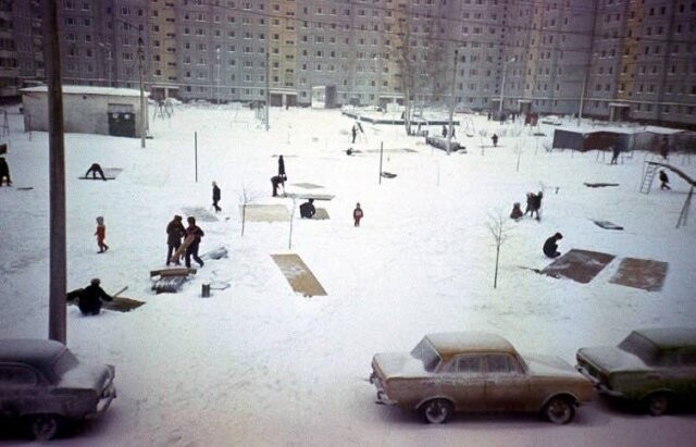 Выбивка ковров, Тула, 1980-е.
