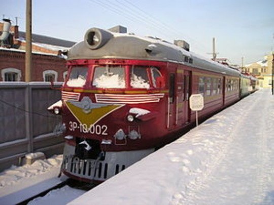 Головной вагон электропоезда ЭР-10 в музее на Варшавском вокзале в Санкт-Петербурге.