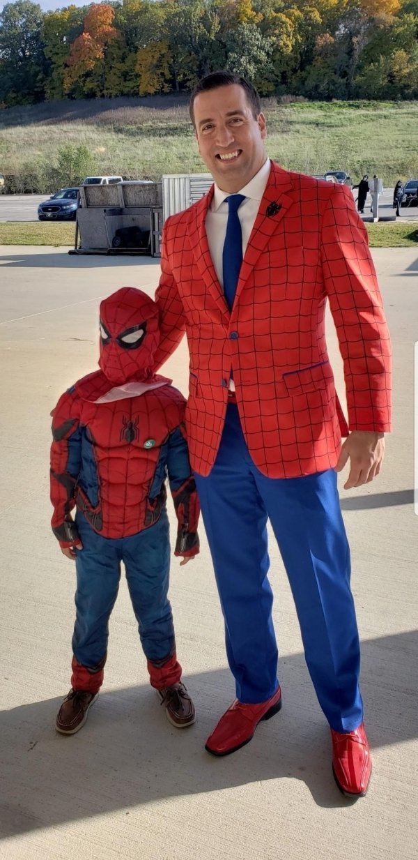 Человек-паук с отцом