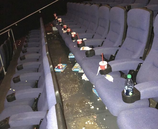 4.	Посетители кинотеатров, которые, уходя, оставляют после себя горы мусора, ведь его можно легко забрать с собой. 