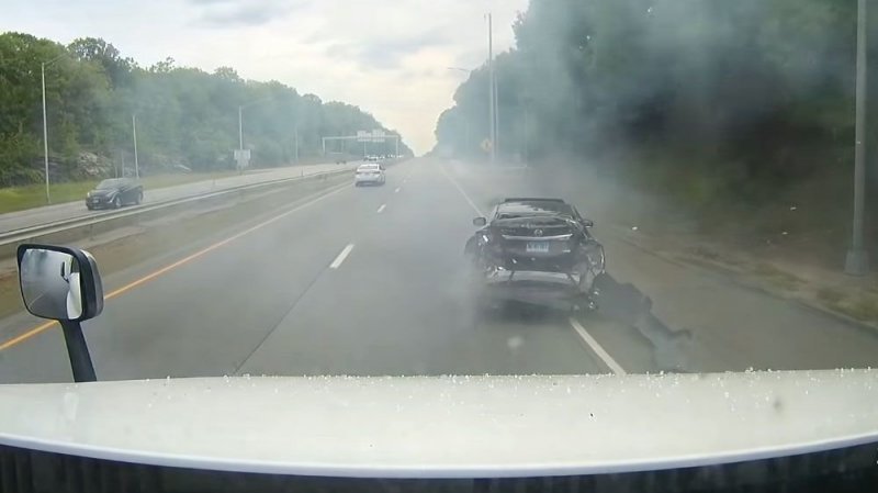 Smoke machine: столкновение в дымовой завесе