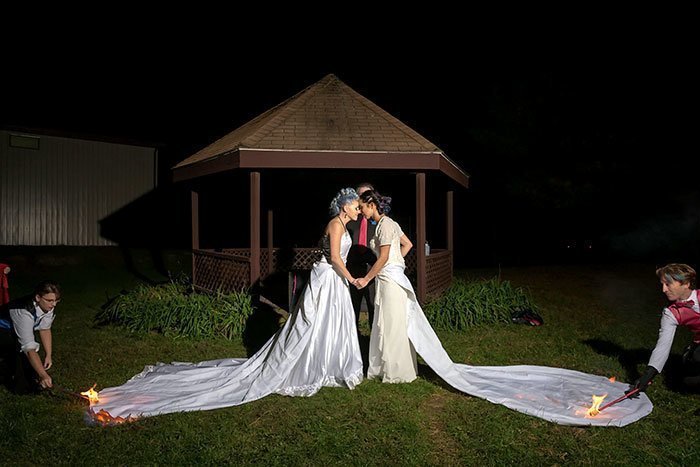 Подружки невесты оказались лесбиянками (20 фотографий)