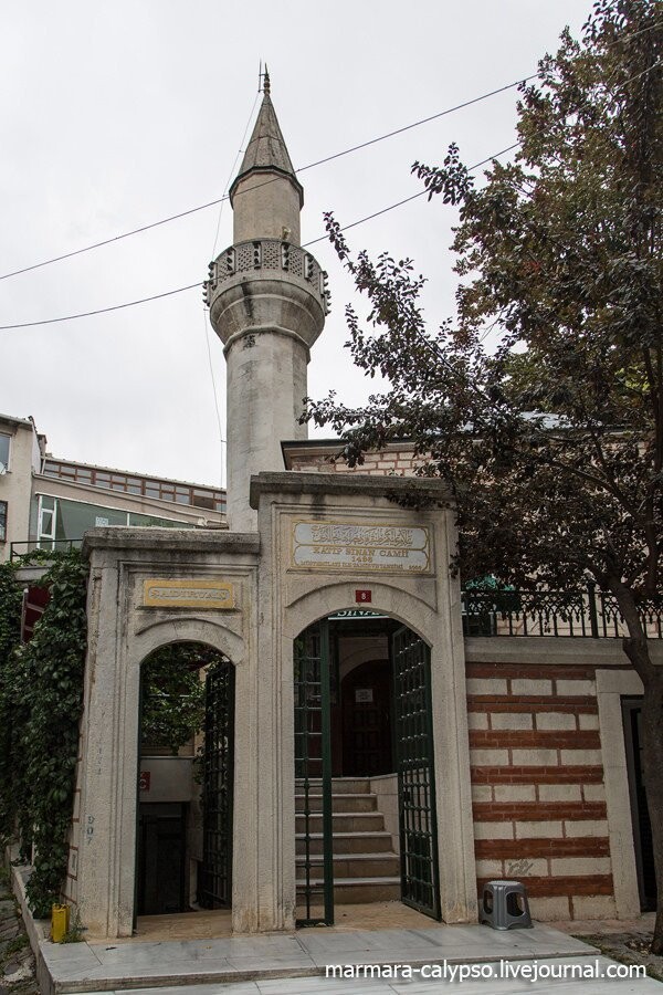 Мечеть летающего гроба