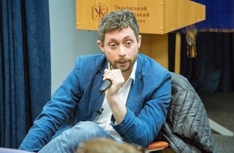 «Дождевые черви» гадят на головы россиян за еду и «зелень» с Запада
