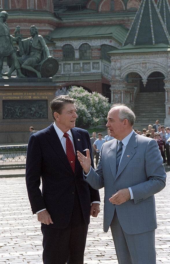 20 век в цвете. 1988 год. Наша страна 30 лет назад