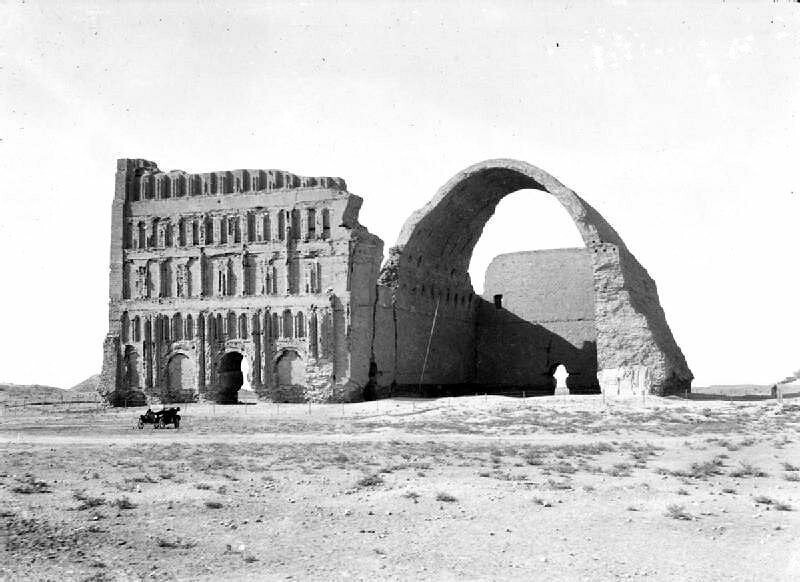 Арка Ктесифона - одно из многих архитектурных чудес Месопотамии, Ирак, 1932 год.