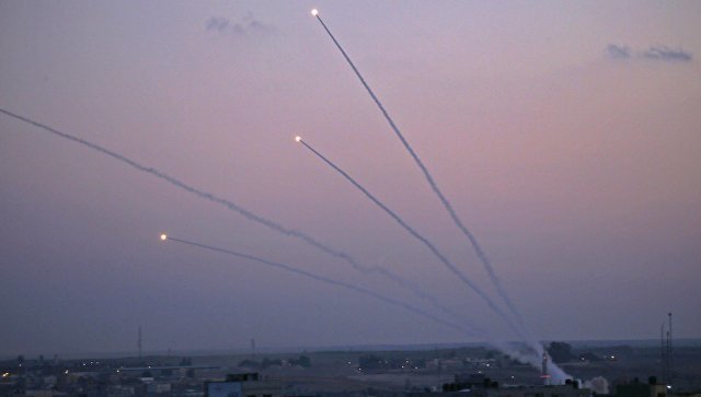 Израильский "Железный купол" сбил лишь 60 ракет из 200