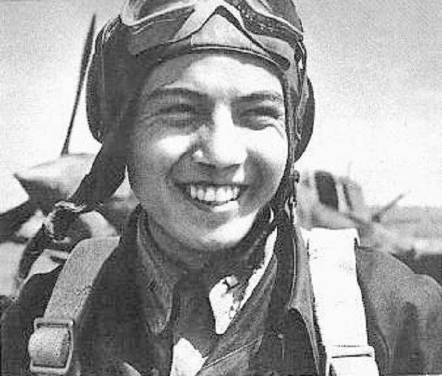 Можно ли давать аэропорту имя виновника авиакатастрофы?