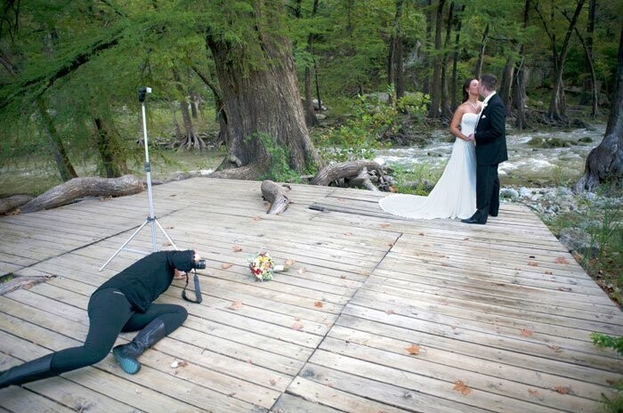 65 фото-доказательств, что свадебные фотографы готовы на все ради запоминающегося кадра