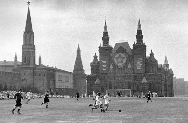 Футбольный матч на Красной площади, 1936 год