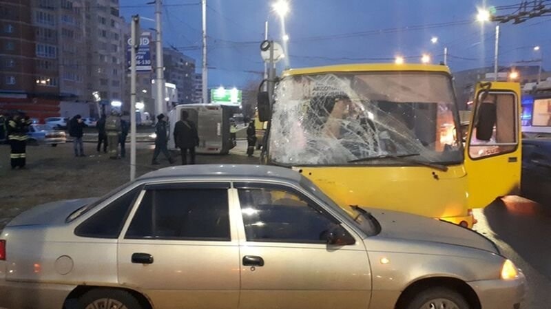 Авария дня. Столкновение маршрутки и автобуса в Иваново