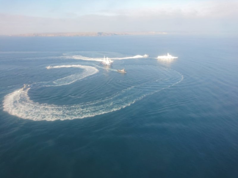 Три корабля ВМС Украины незаконно вошли в территориальные воды России