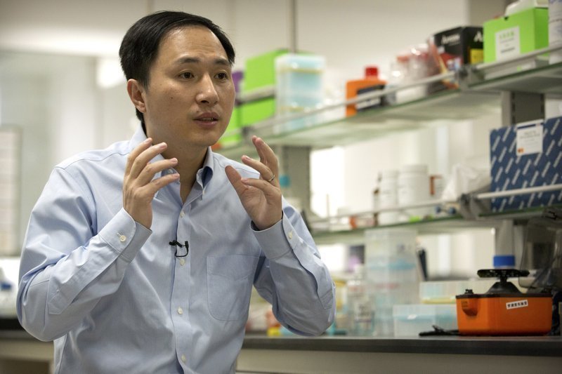 Китайский ученый внес изменения в ДНК человека и создал генетически модифицированных младенцев