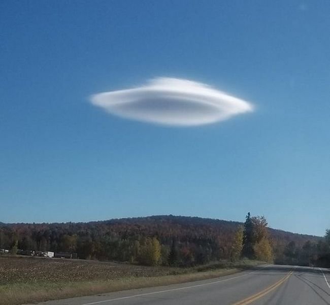 Облако, которое выглядит как НЛО