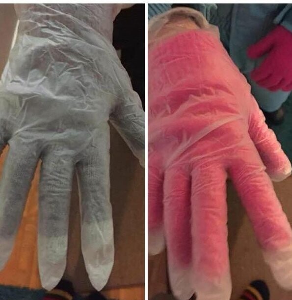 Просто резиновые перчатки для игры со снегом - и тепло, и сухо!