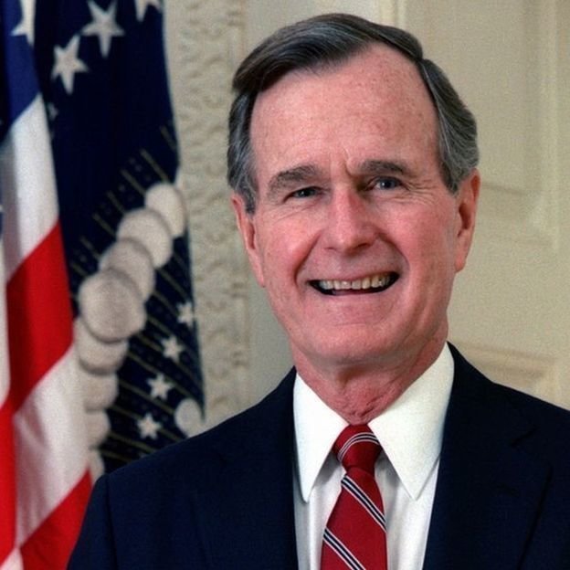Джордж Буш-старший до последнего пытался сохранить СССР