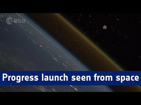 Как выглядит из космоса пуск ракеты Прогресс МС-10 