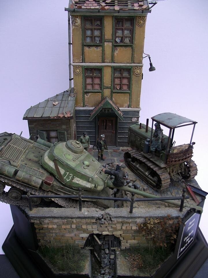 Тяжёлый танк. Автор:  Géczy Zoltán