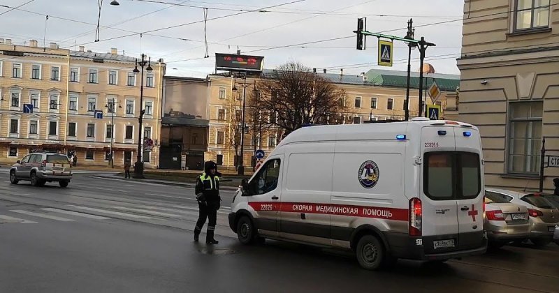 В Петербурге полиция не пропустила «скорую» из-за кортежа