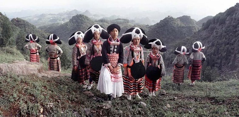 Народ, проживающий в городском округе Люпаньшуй, в провинции Гуйчжоу, Китай