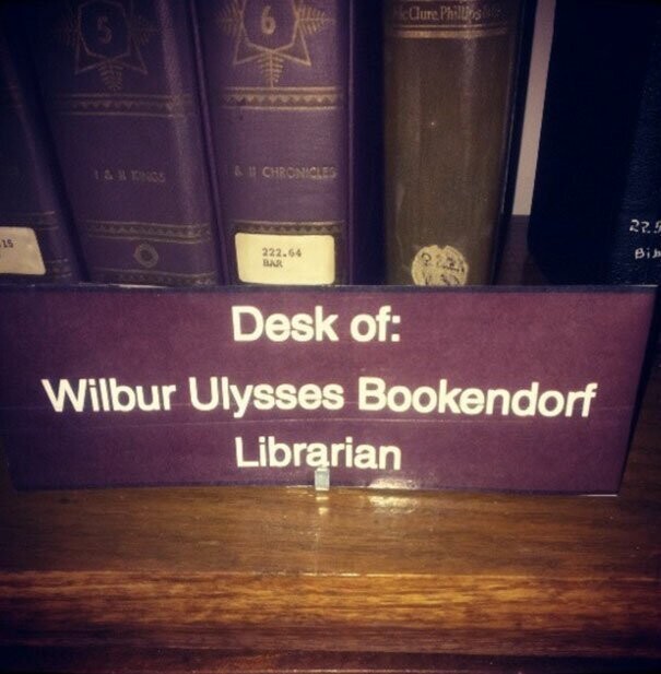 Библиотекарь Уилбар Улисс Букендорф ("Книжный чудак")