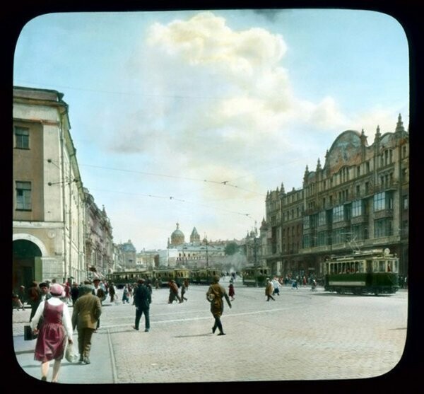 Уникальные цветные фото Москвы 1930-х годов