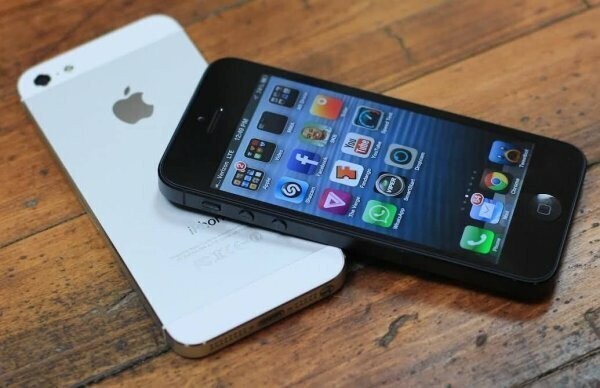 iPhone 5/5c (2012)