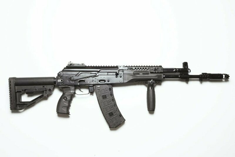Концерн «Калашников» начал поставки автоматов АК-12 Министерству обороны