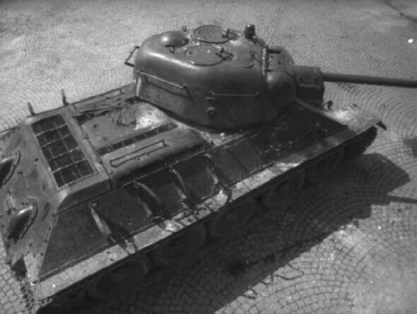 Один из главных героев фильма – танк Т-34-76 образца 1942 года
