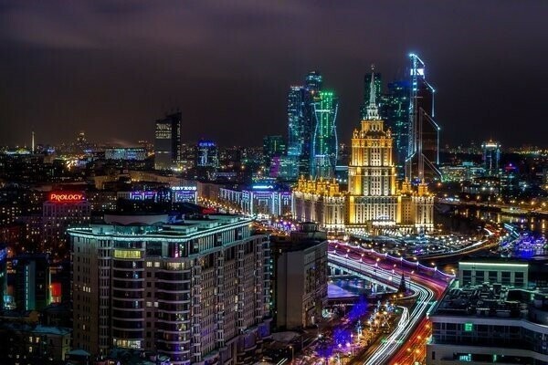 Сравнение небоскрёбов Москвы (Россия) и Лос-Анджелеса (США)