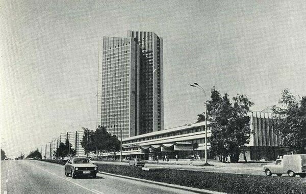 Сравнение небоскрёбов Москвы (Россия) и Лос-Анджелеса (США)