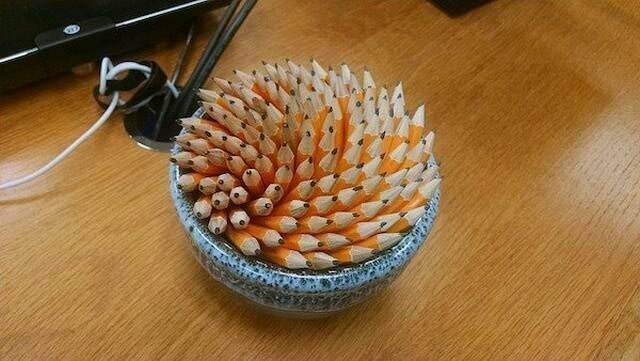 Сложно уложенные простые карандаши