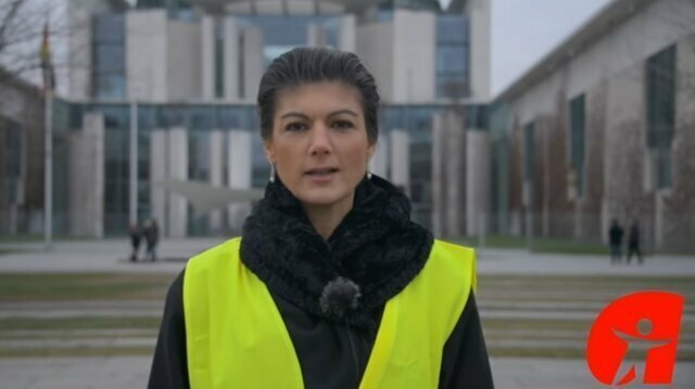 Лидер левых Германии Сара Вагенкнехт надела жёлтый жилет и призвала немцев брать пример с французов