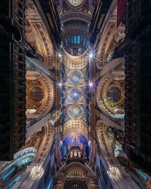 Панорамные фотографии Питера Ли, демонстрирующие красоту соборов