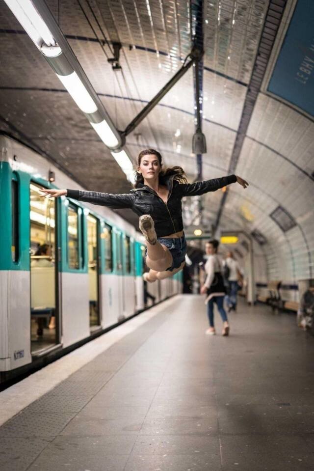 Балерина в метро